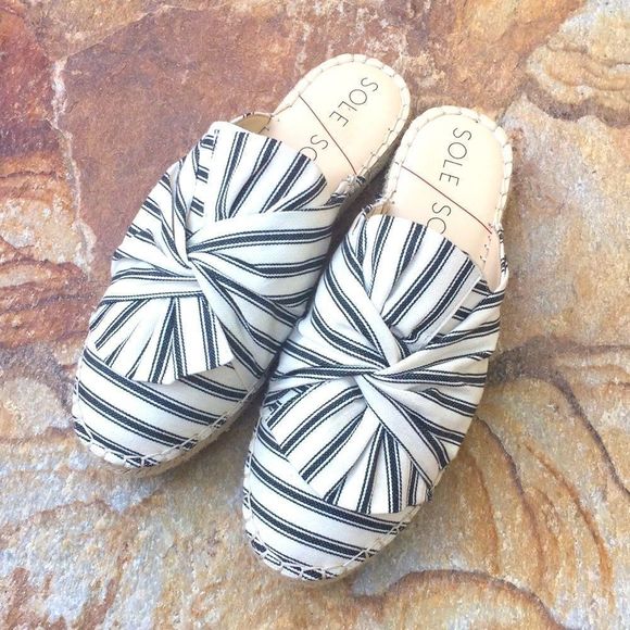 Sole Society slip on espadrilles- Like New! - Picture 1 of 6